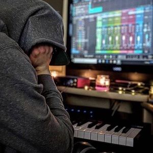 Meet your Posher, Aaron